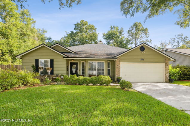 3165 Sweetwater Oaks Drive N Jacksonville, FL House Active - Photo 1 of 33. Opens carousel modal
