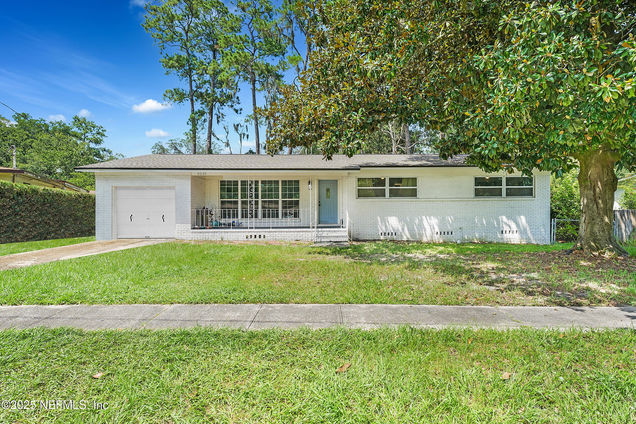 2535 Hazel Drive