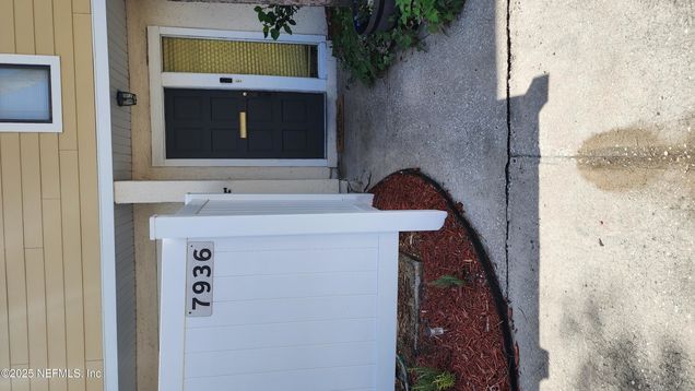 7936 Los Robles Court Jacksonville, FL Condo Active - Photo 1 of 39. Opens carousel modal