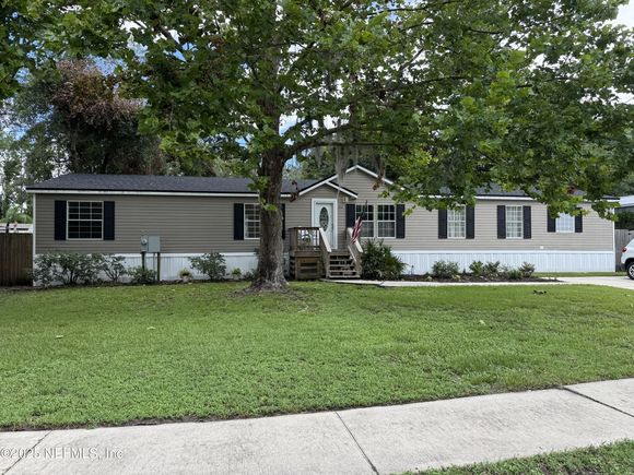 352 Shady Oak Circle