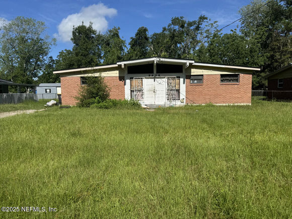9606 Evesham Road Jacksonville, FL House Active - Photo 1 of 6. Opens carousel modal
