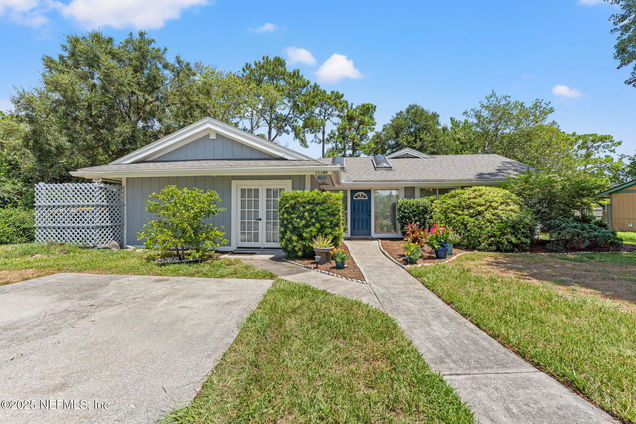 12785 Maricopa Way Jacksonville, FL House Active - Photo 1 of 44. Opens carousel modal