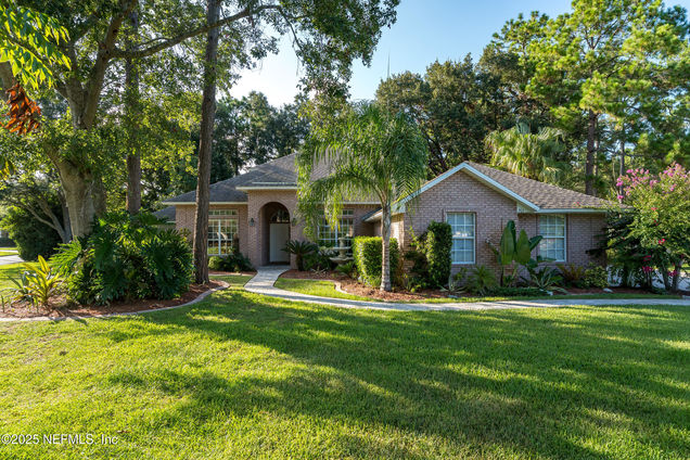 701 Violet Place