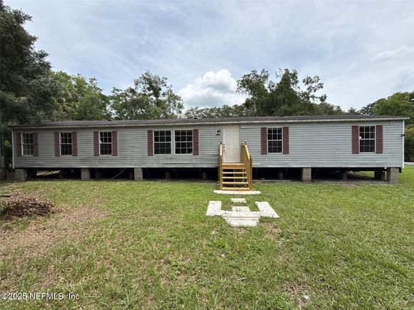 406 Beech Street Palatka, FL House Active - Photo 1 of 24. Opens carousel modal