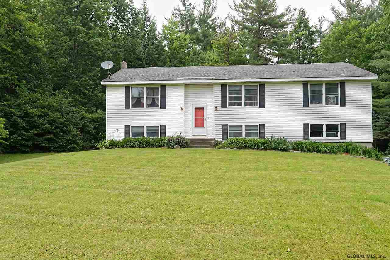 31 Pikes Pond Rd  