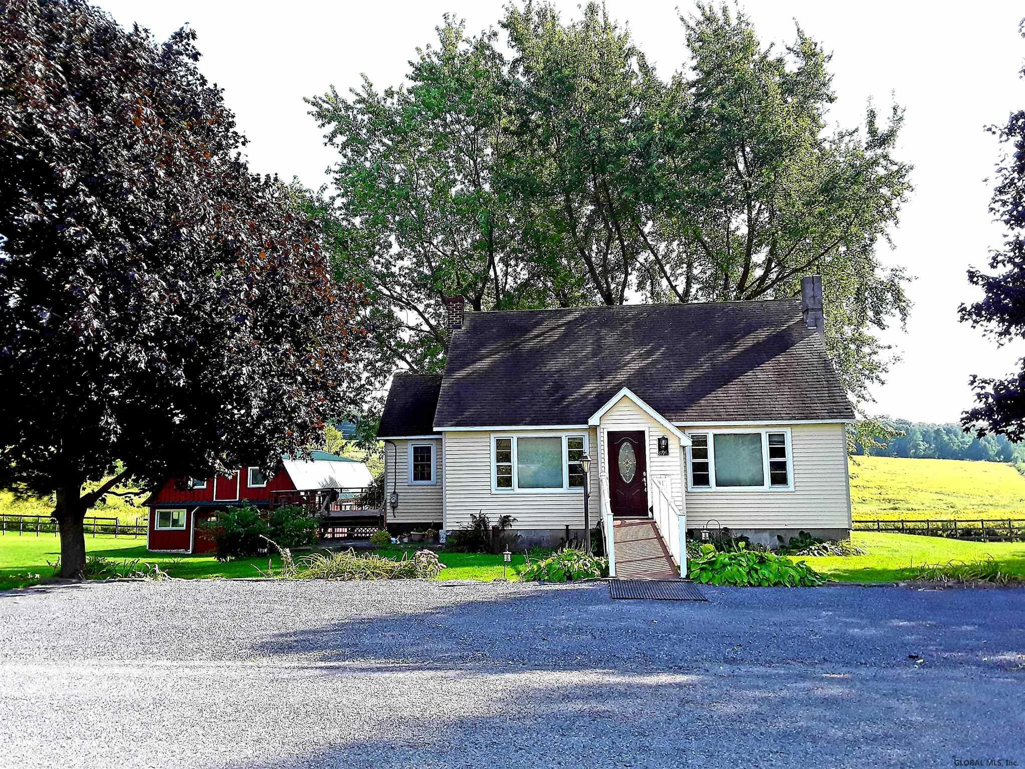 696 Knox Rd  