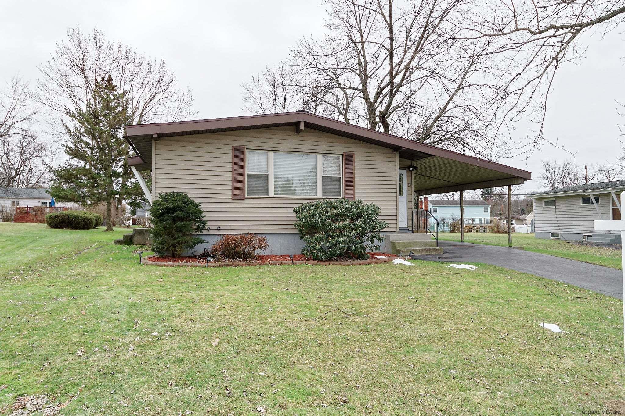 28 Dover Dr  