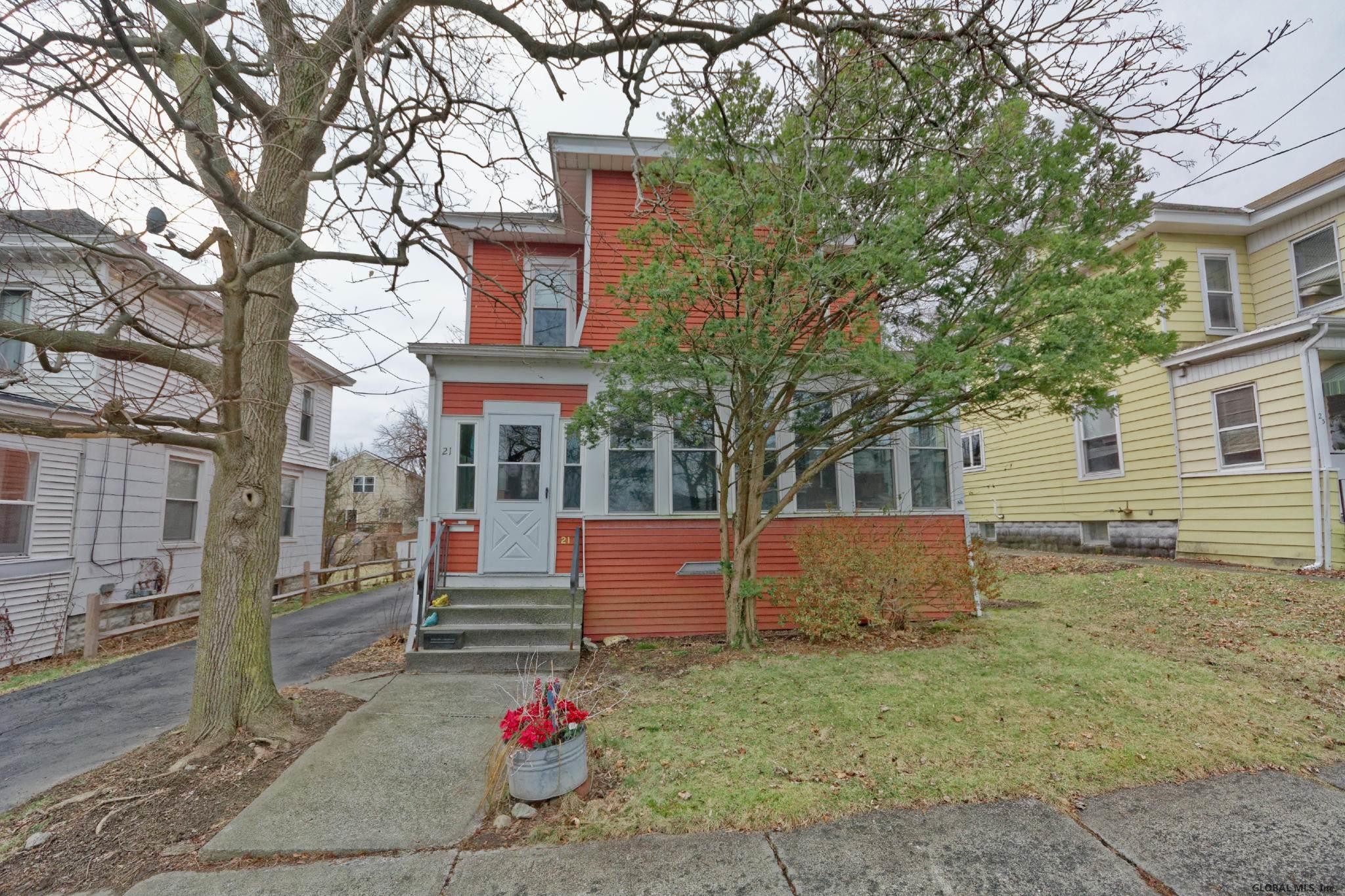 21 Clifford Rd  