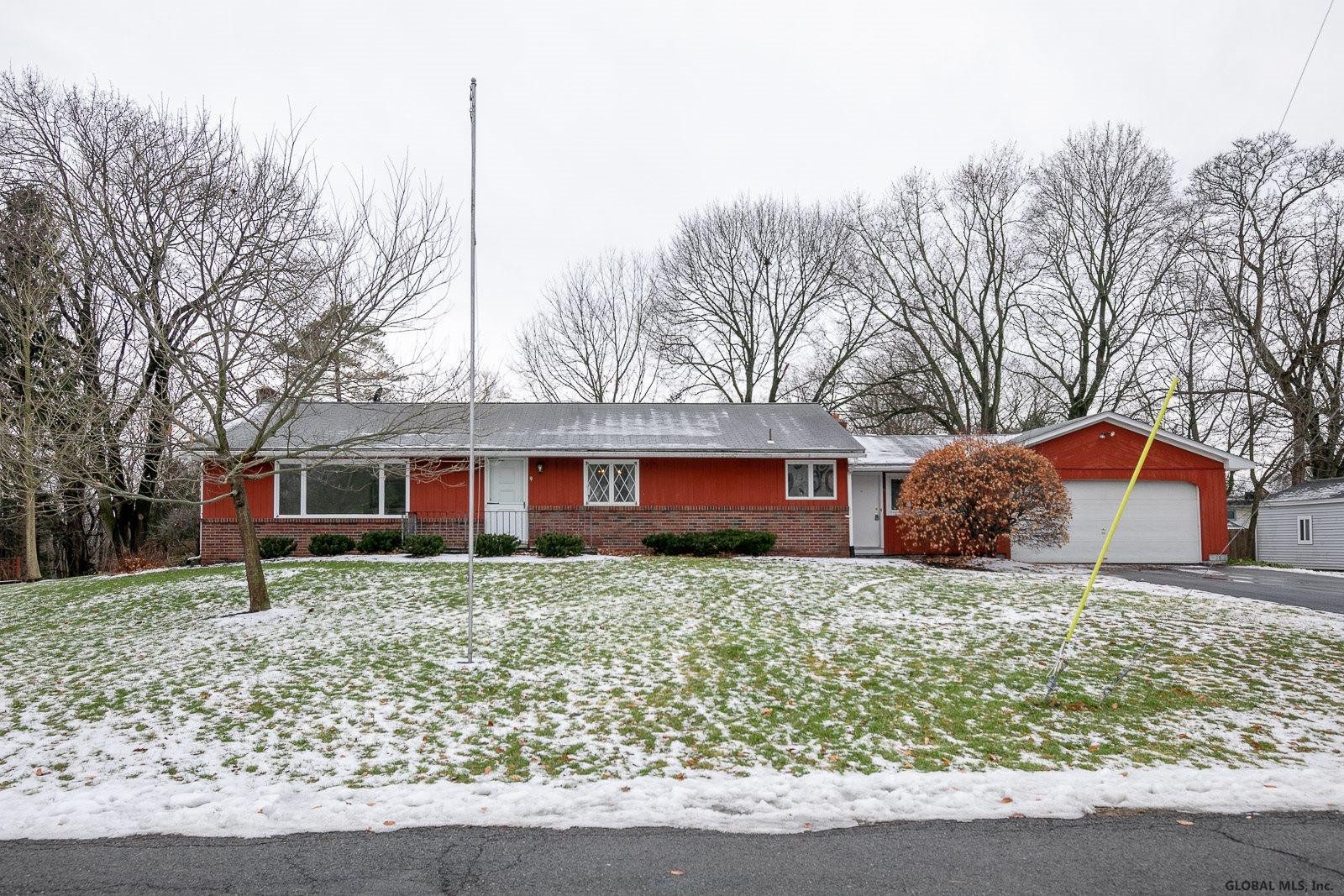 9 Hillview Ter  