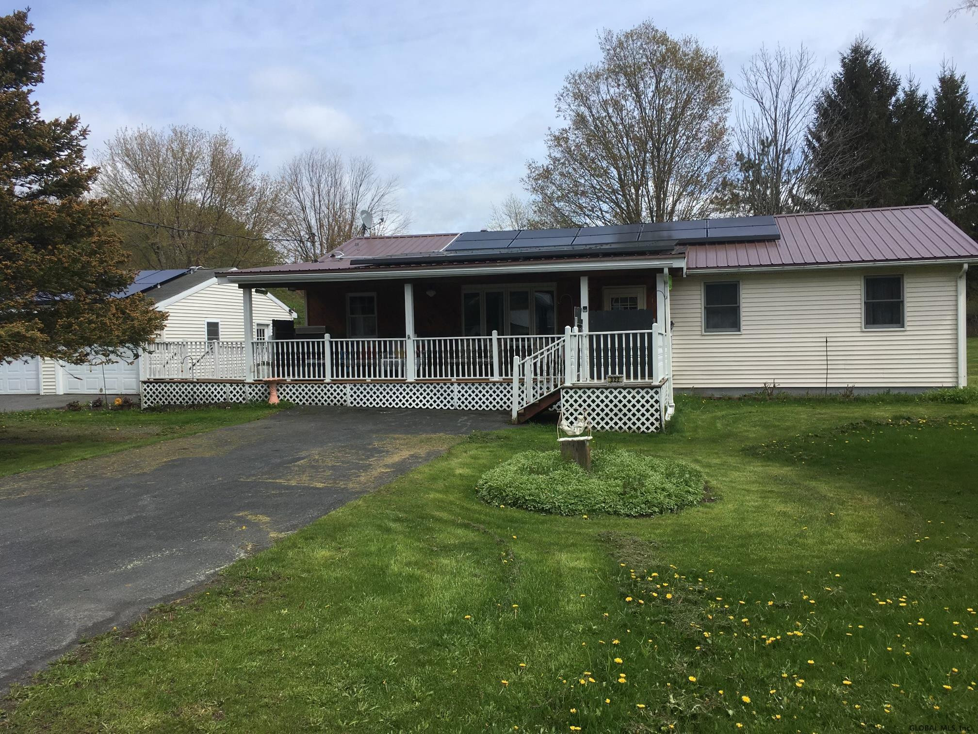 322 Evergreen Ave  