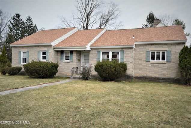 6 Elaine Court Cohoes, NY House Sold - Photo 1 of 18. Opens carousel modal