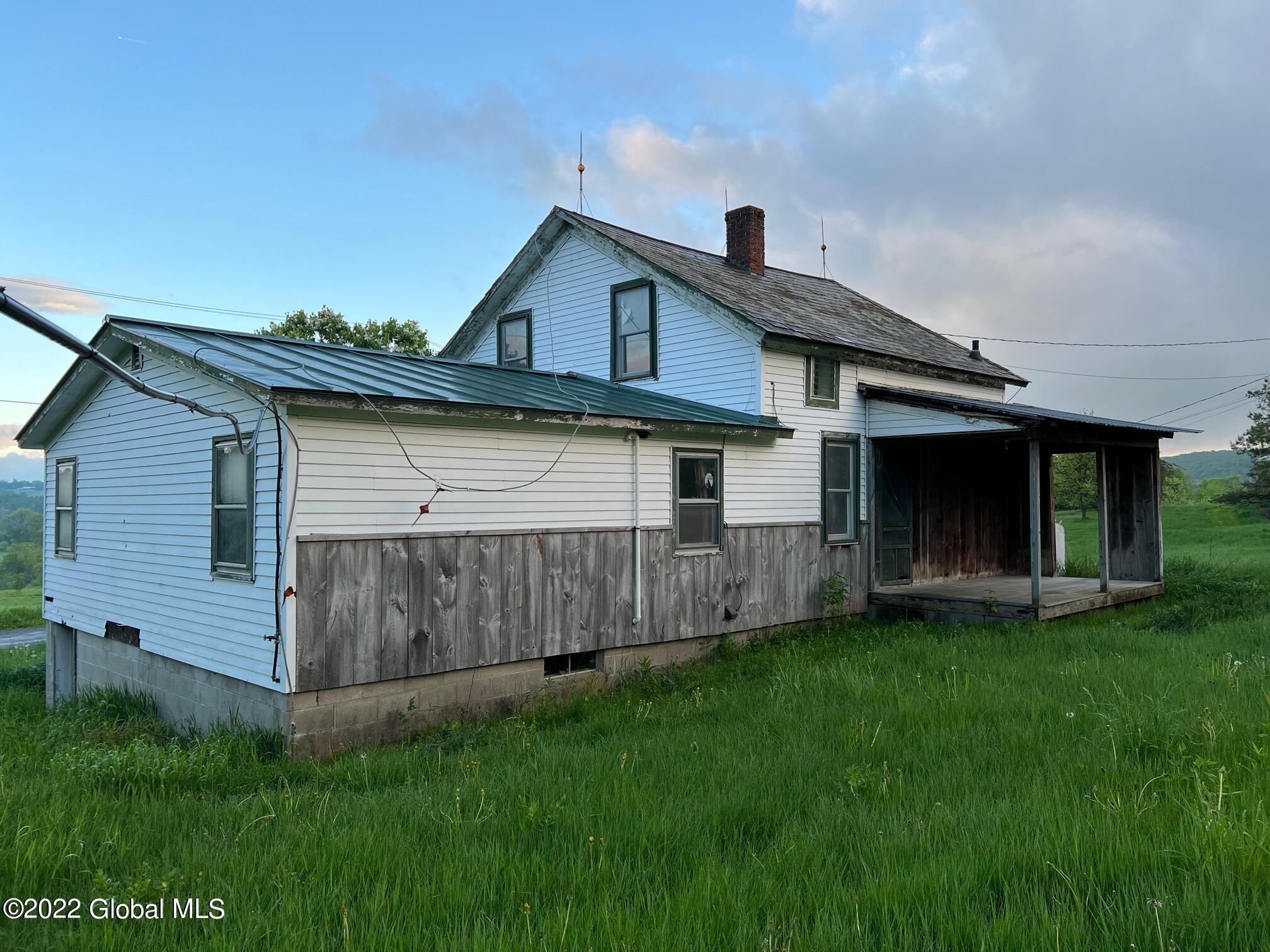 40 Ward Ln  