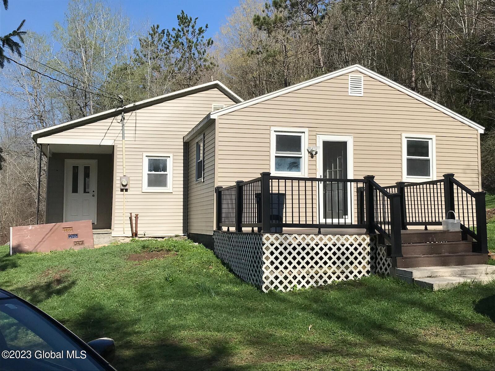 1109 North Rd  