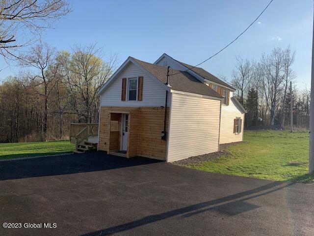 9417 Mariaville Rd  