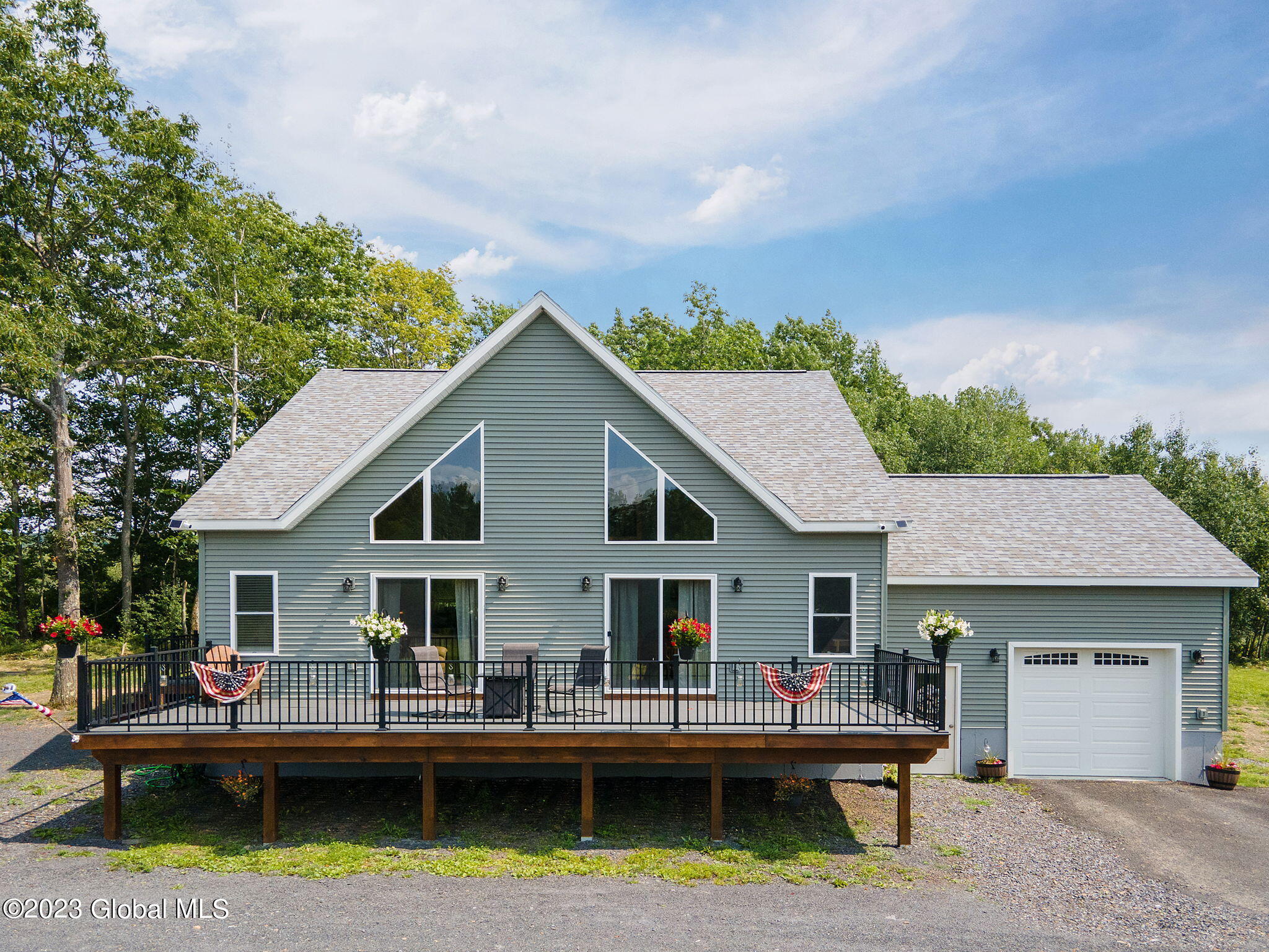 1353 Thacher Park Rd