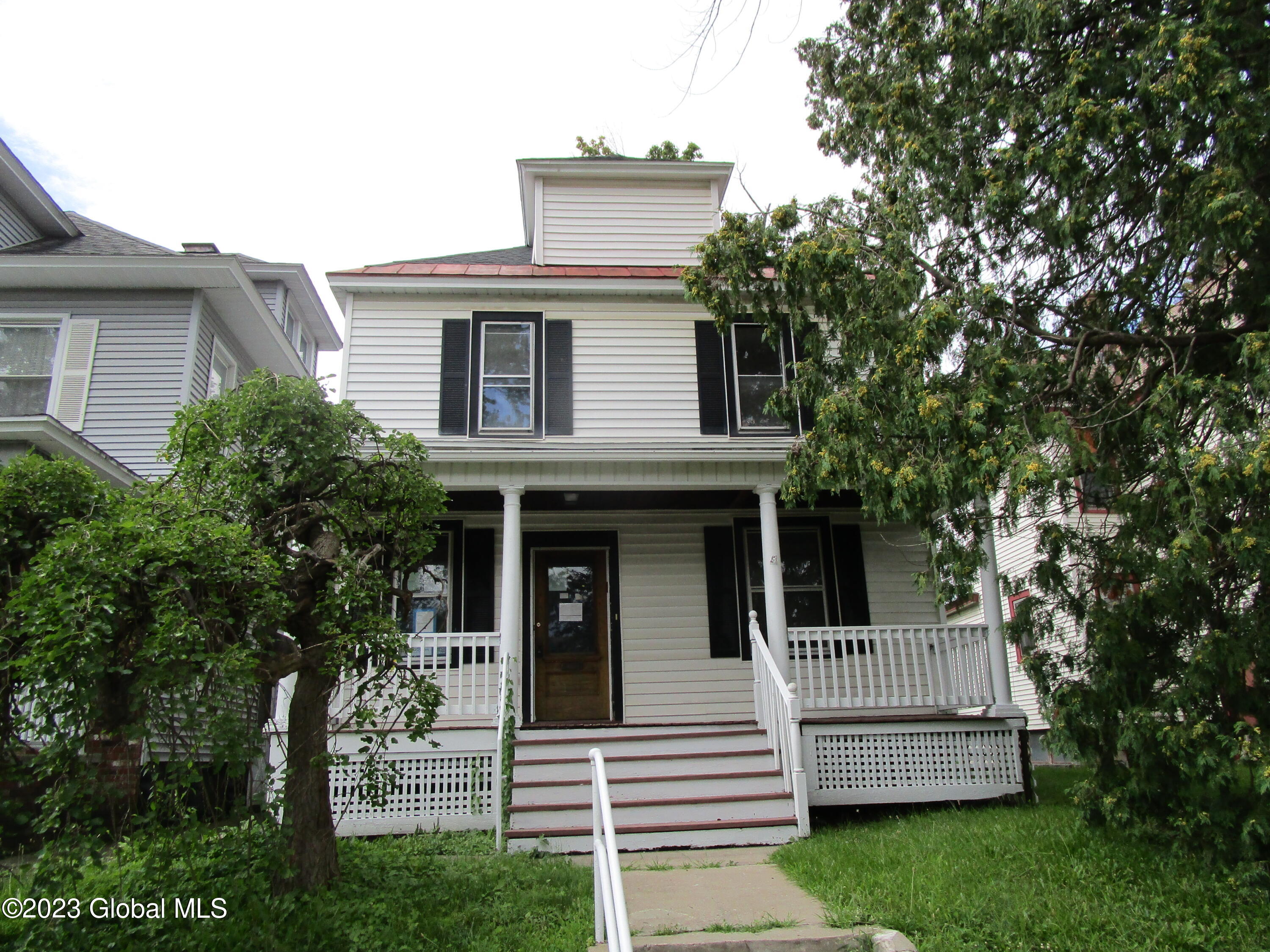 1479 Parkwood Blvd  