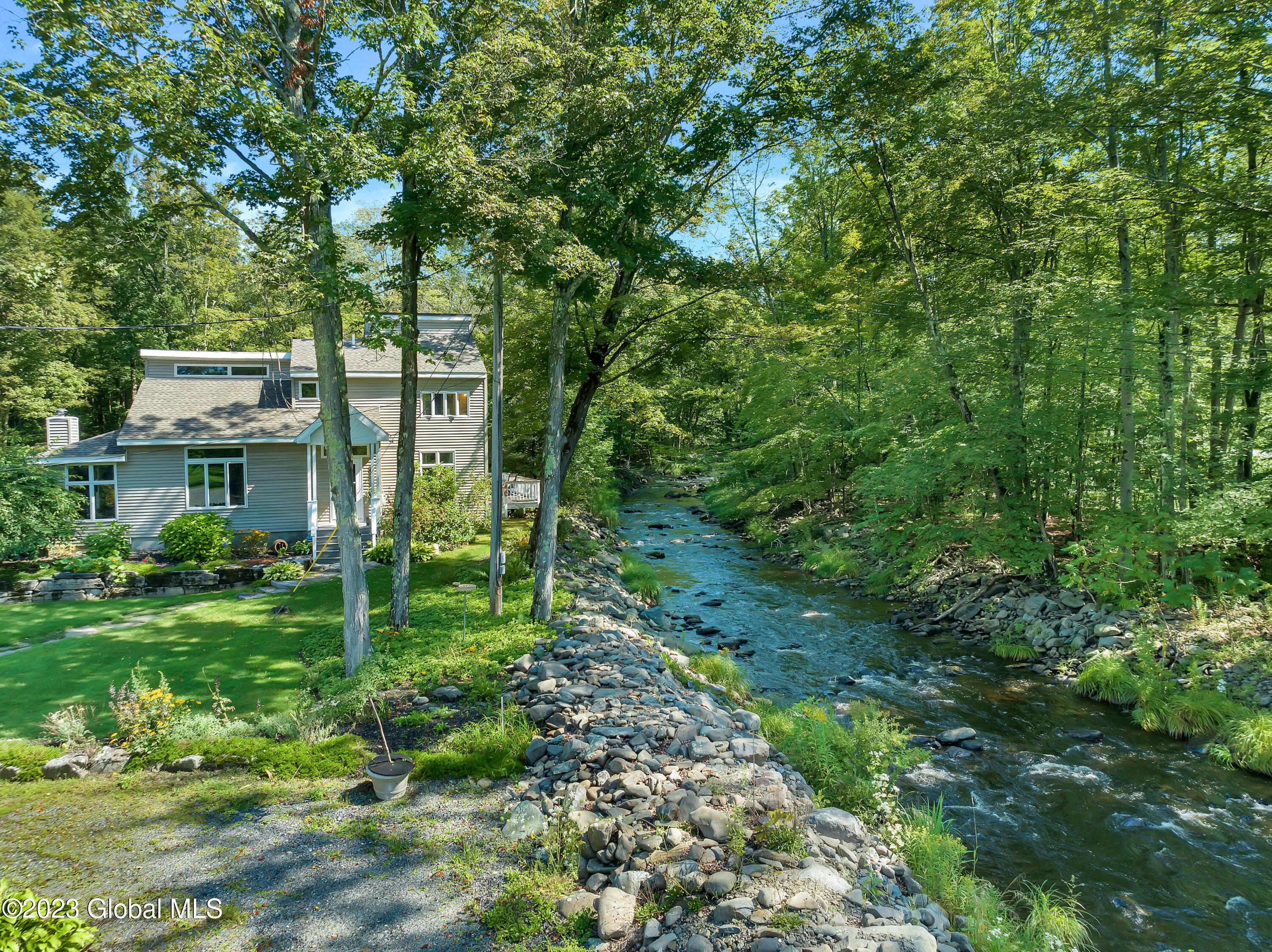 1153 Plank Rd  