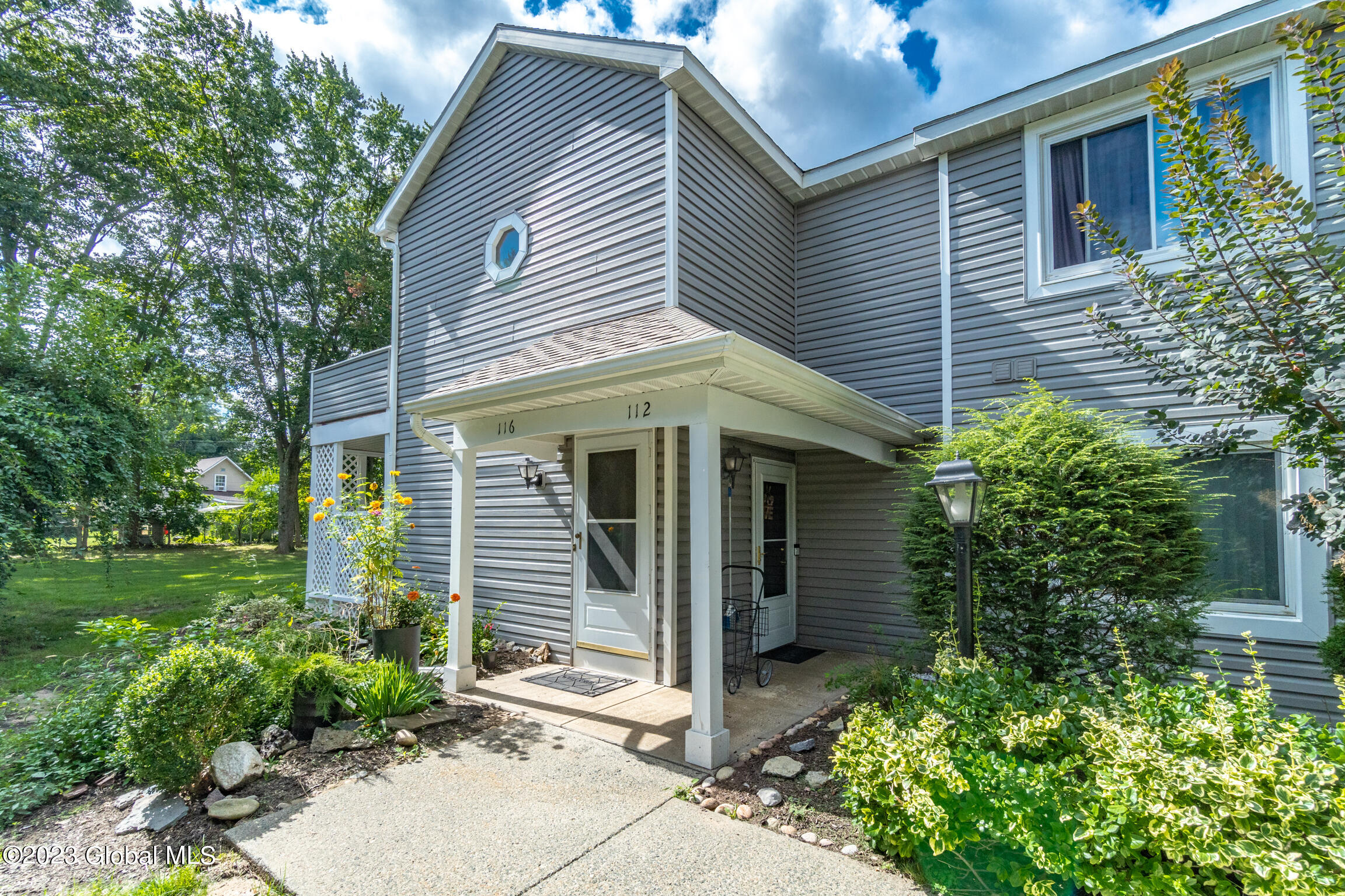 1976 Curry Rd Unit B112  