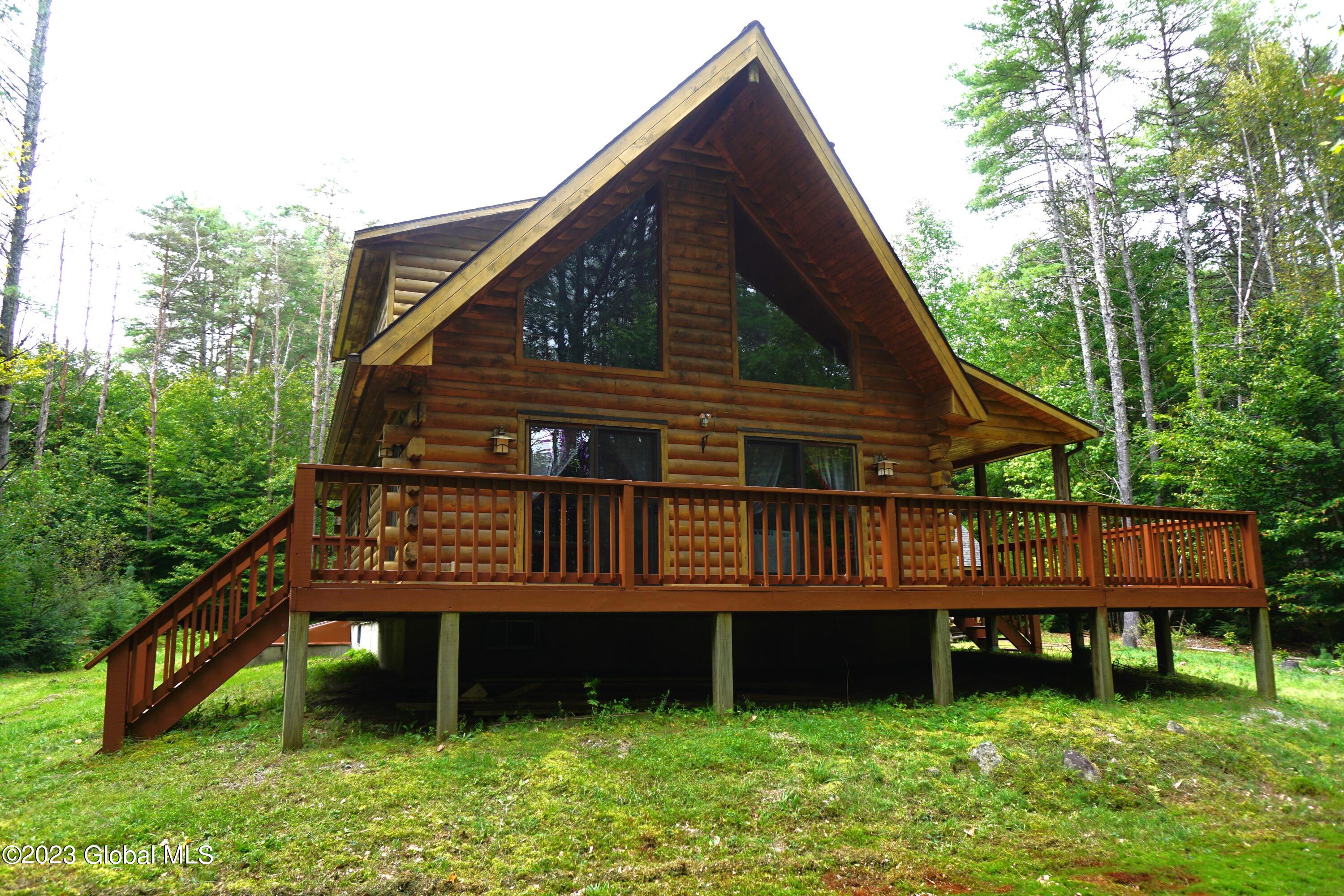 52 Log Cabin Ln  