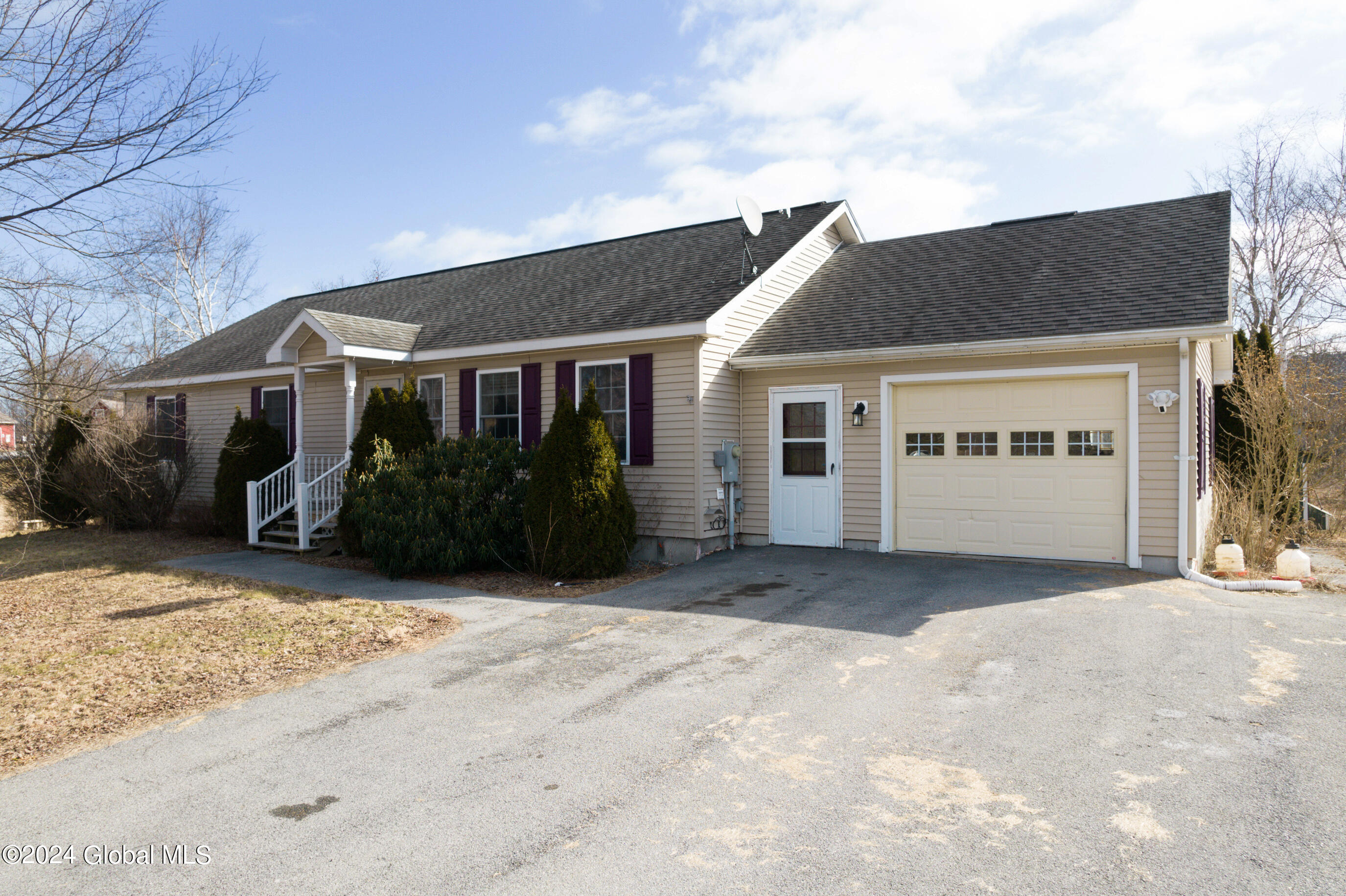 1524 County Rd 17  