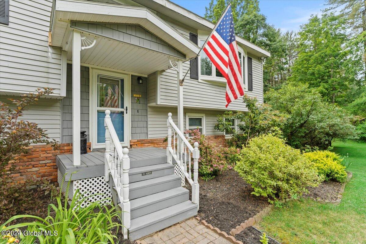 1026 Raymond Rd, Malta, NY 12020 Estately 🧡 MLS 202418966