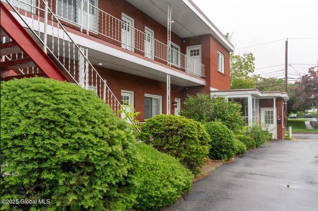 195 S Broadway Unit 1 Saratoga Springs, NY Condo Active - Photo 1 of 12. Opens carousel modal