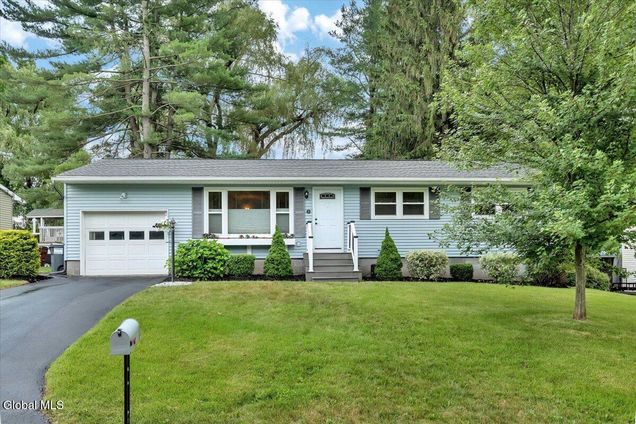 10 Sunflower Lane Colonie, NY House Pending - Photo 1 of 16. Opens carousel modal
