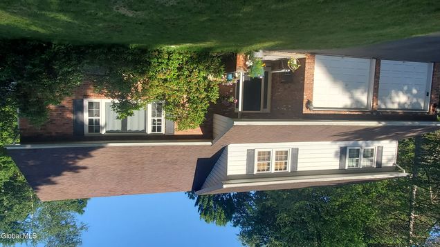 1277 Pembroke Court