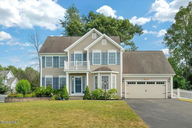 29 Chapel Hill Boulevard