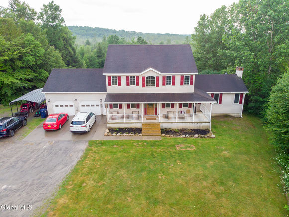 422 Sacandaga Road