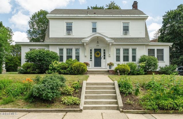 1556 Wendell Avenue Schenectady, NY House Active - Photo 1 of 52. Opens carousel modal