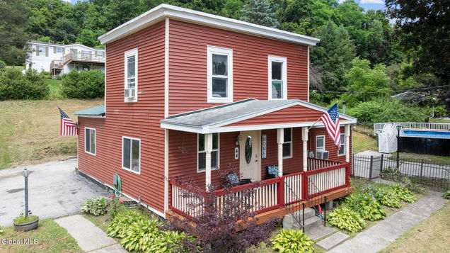 44 Ball Street