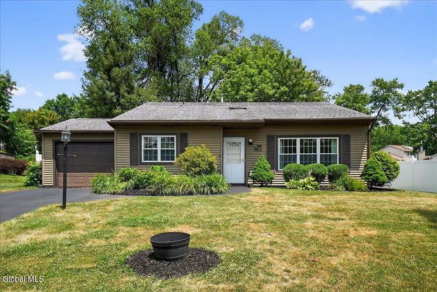 50 Meadow Lane Albany, NY House Active - Photo 1 of 41. Opens carousel modal