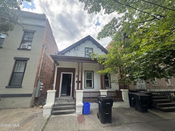 429 10th Street