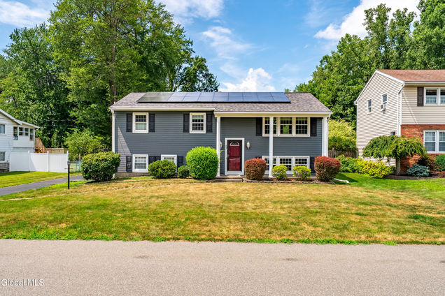 53 Wertman Lane Colonie, NY House Active - Photo 1 of 26. Opens carousel modal