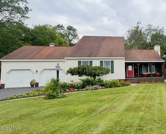 4815 Creaser Road Westmoreland, NY House Active - Photo 1 of 30. Opens carousel modal
