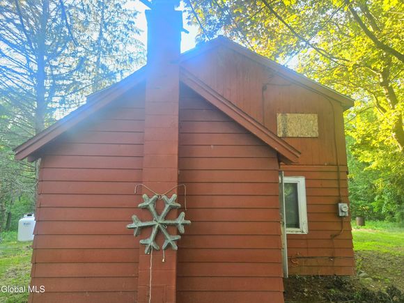 2704 Ny Highway 2