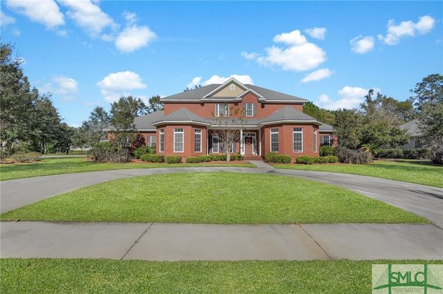 21 Crestwood Drive Savannah, GA House Active - Photo 1 of 50. Opens carousel modal