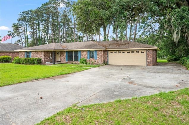 107 Pine Grove Drive