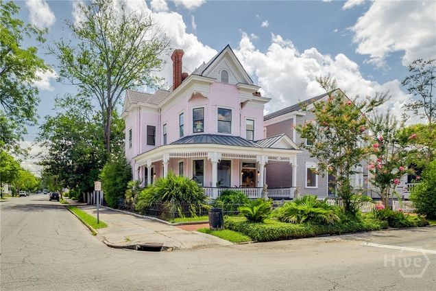 321 E Bolton Street Savannah, GA House Active - Photo 1 of 48. Opens carousel modal