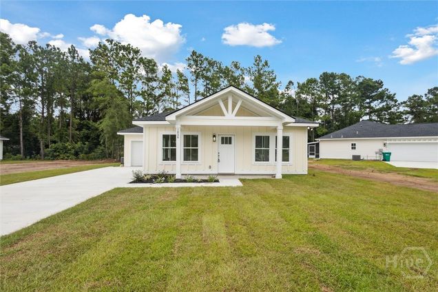 1026 Cottage Way