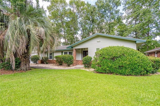 10 Barrington Circle