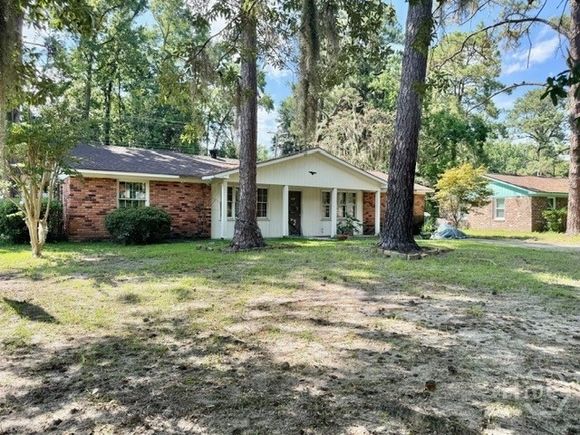 205 Paradise Drive