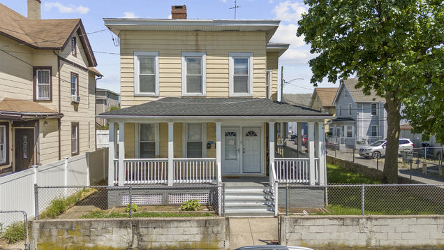 418 William Bridgeport, CT Multifamily Sold - Photo 1 of 1. Opens carousel modal