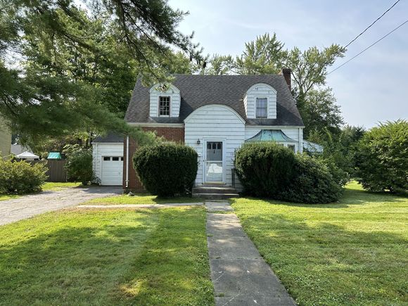139 Mohawk West Hartford, CT House Sold - Photo 1 of 1. Opens carousel modal