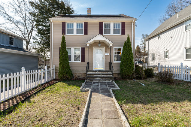 20 Bungalow Stamford, CT House Sold - Photo 1 of 1. Opens carousel modal