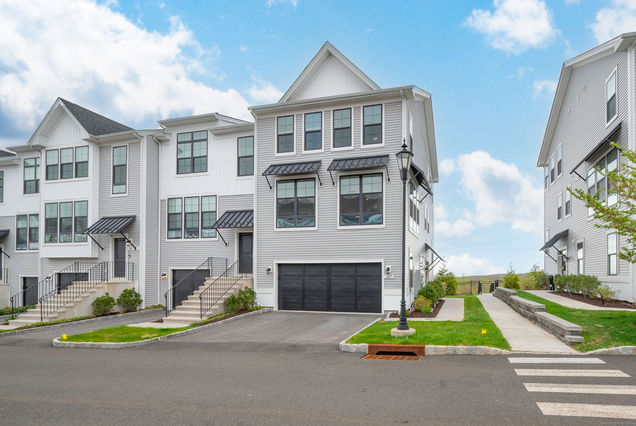 137 Brentwood Unit 137 Danbury, CT Townhouse Sold - Photo 1 of 1. Opens carousel modal
