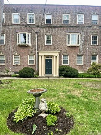 26 Rowsley Unit 5 Bridgeport, CT Apartment Sold - Photo 1 of 1. Opens carousel modal