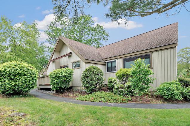 635 North Unit A Stratford, CT Townhouse Sold - Photo 1 of 1. Opens carousel modal
