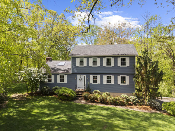 44 Rock Ridge
